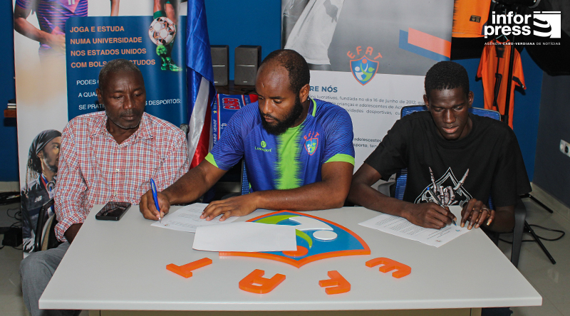 Assinatura de um protocolo de colaboração EFAT